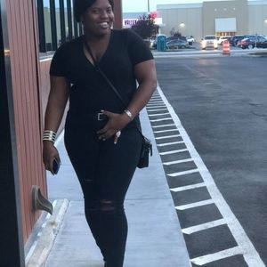 Meet your Posher, Beauty